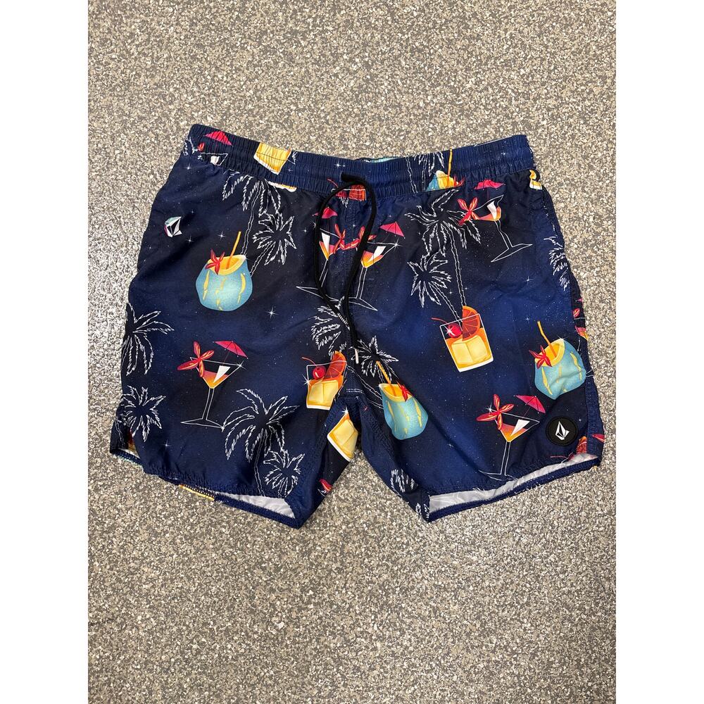 Volcom cocktail board shorts